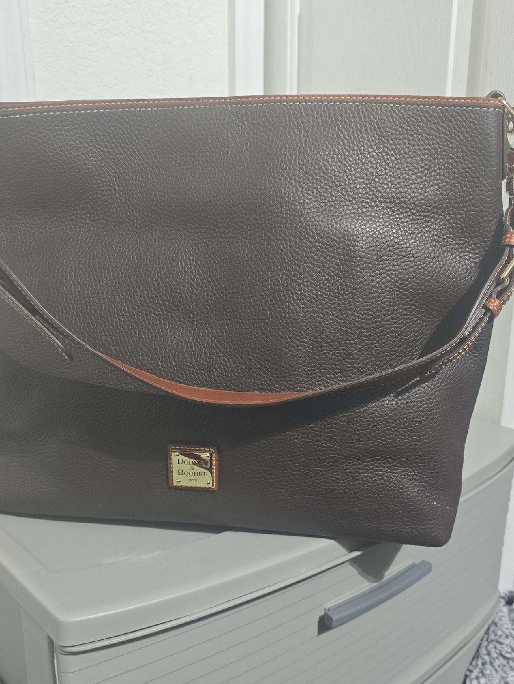 Dooney & Bourke Pebble Grain Extra Large Courtney - Picture 5 of 7